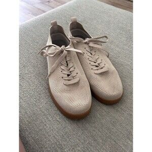 Suavs Women’s Knit Sneakers Size 8 Beige Gum Sole Lightweight Casual Comfort